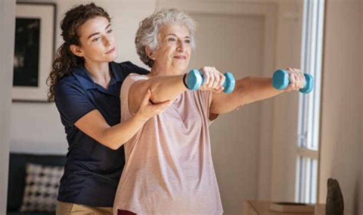 When does a physical therapist come to your home?